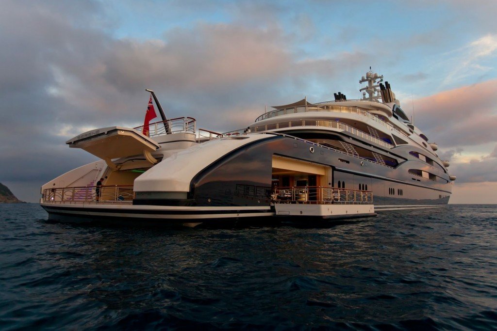 Inside Bill Gates 2 Million A Week Rented Yacht Celebs On Yachts